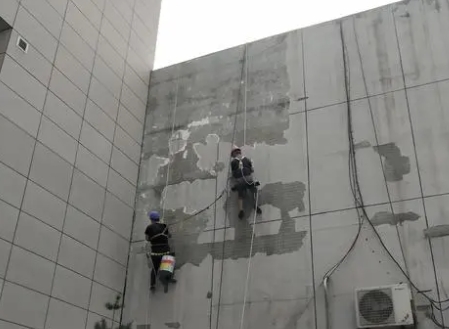 鲅鱼圈楼顶漏水维修公司分享下鲅鱼圈外墙防水的注意事项